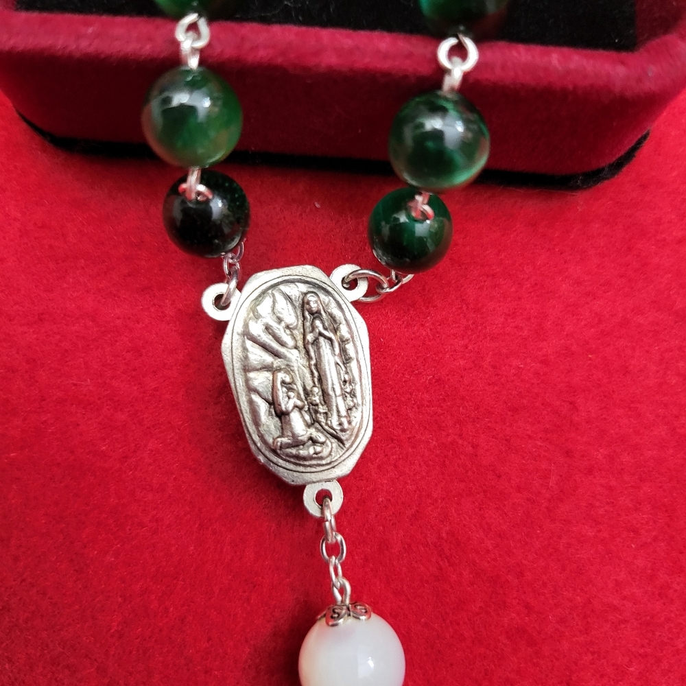 Elegantmedical HANDMADE GREEN TIGER EYE BEADS CATHOLIC ROSARY NECKLACE - Picture 3 of 4